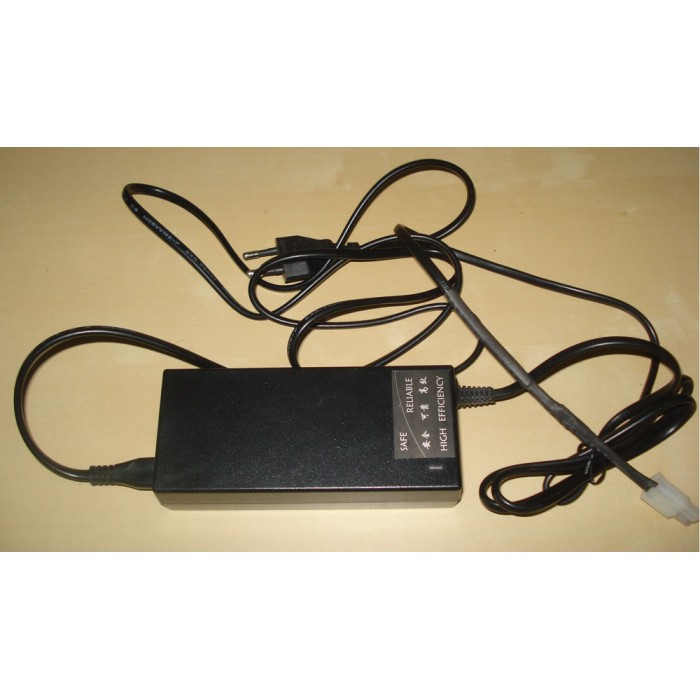 Charger for 12V 6.6Ah LiFePO4 Battery