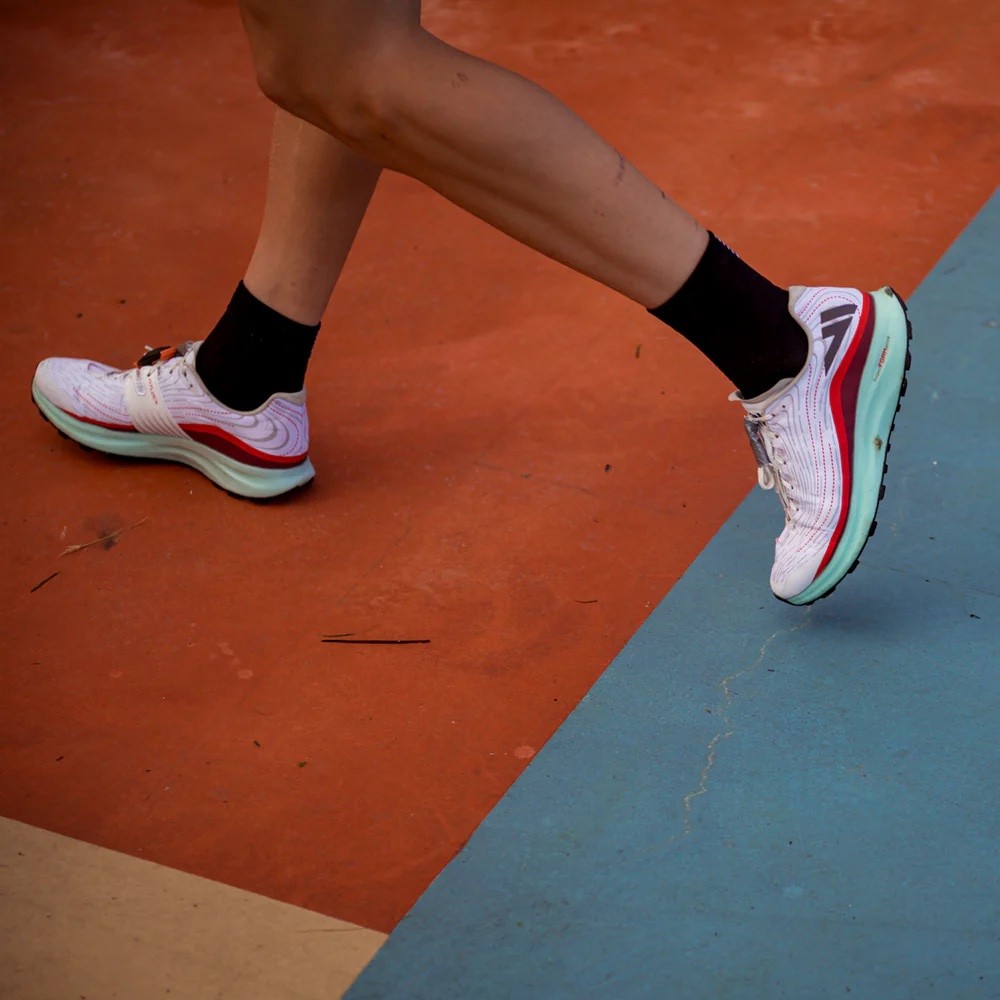 VJ Lightspeed Running Shoes